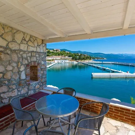 Fuer 4 Personen Ca 35 Qm In Novi Vinodolski, Kvarner Bucht Crikvenica Und Umgebung Apartment