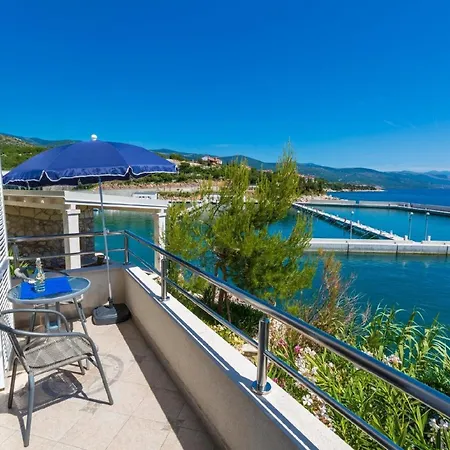 아파트 Fuer 4 Personen Ca 35 Qm In Novi Vinodolski, Kvarner Bucht Crikvenica Und Umgebung *